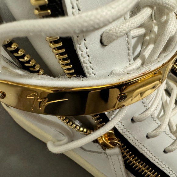 Giuseppe Zanotti Zip Detailed Double Metal High-Top Sneakers - Picture 9 of 13